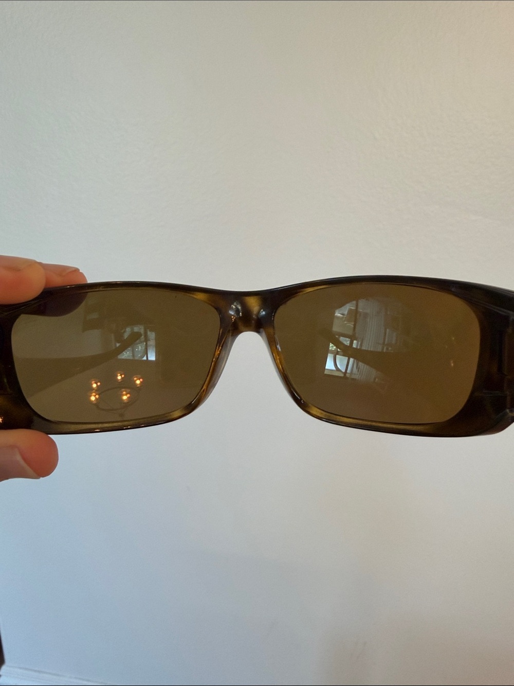 Arnette Brown Tortoise “catfish” Polarized Wrap Sunglasses - Picture 5 of 8